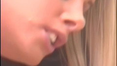 Hand Lotion Studios: Sexy přítelkyně je ošukaná venku, než si odpočinou v bazénu