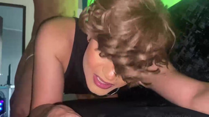 Tomas Styl: Il femboy ken aspetta che il suo ragazzo vada fuori...