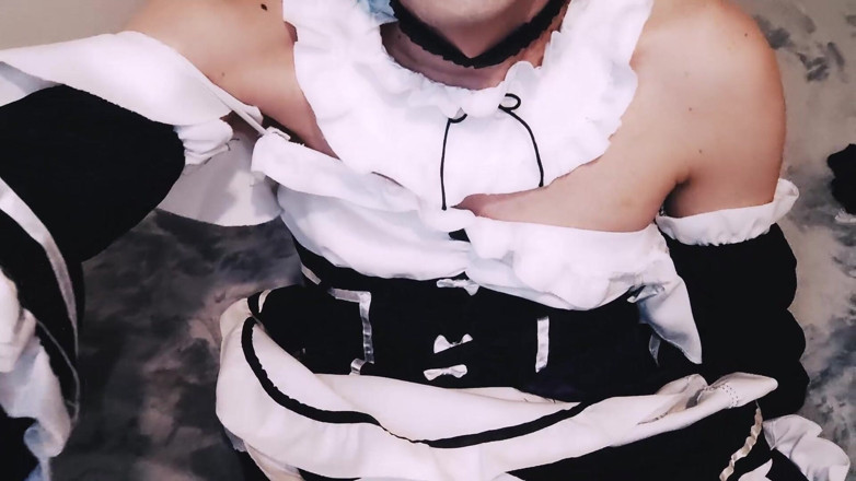 Leona Incubo: Maid Cosplayer Anal Masturbation and Cum