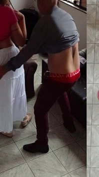 La creyente avergonzada por sus errores en la casa del pastor.