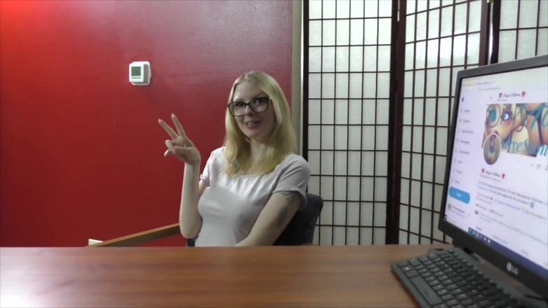 Average Joe Lets Get Nasty: Skye Stone Interviul de angajare