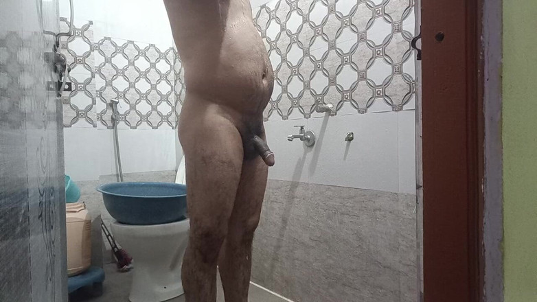 LovedSunsine1990: Было 12:00 часов сегодня вечером, пока тренируется