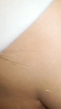 Dopo le lezioni la mia ragazza è molto eccitata e troia, siamo finite per scopare e io le sborro nel culo