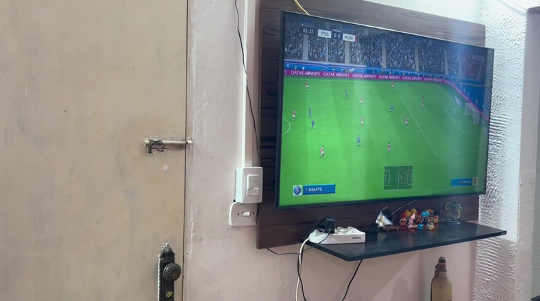 Carmona TS: Софи не давала мне играть в видеоигры, я трахал её в задницу горячо