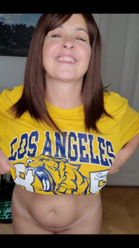The La Drop! I Only Started Doing Tittydrops to Distract From My Crooked Teeth.
