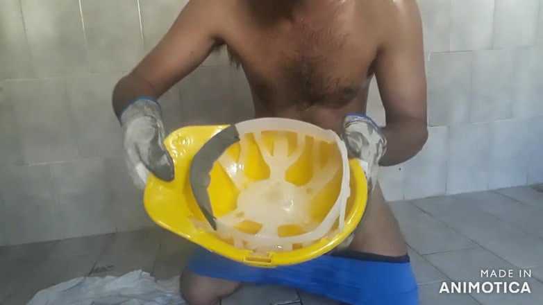 Stink HairyMale: Videoclip cu pișare dură