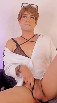 Femboy Ken Solo Fat Ass Bouncing in Slow Motion