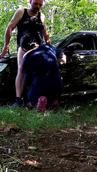 Kocası karısını açık havada yabancıyla paylaşıyor ve filme alıyor