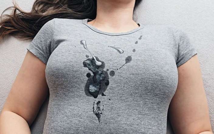 Cum_Passion: Pancutan mani panas pada t-shirt gred baru saya!