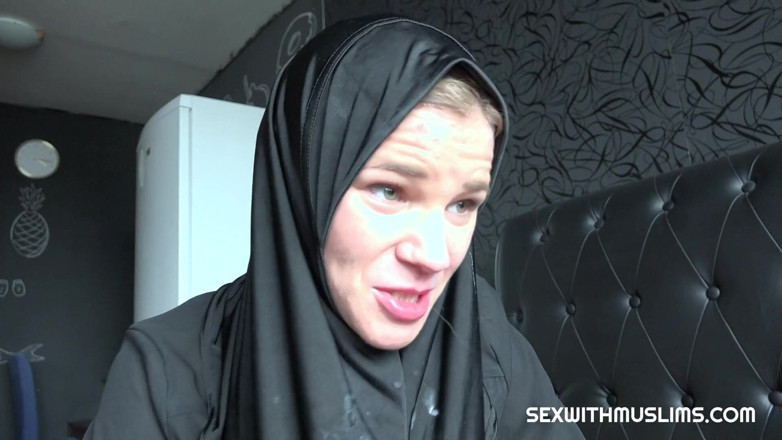 PornCZ: Muslimische schlampe sara Kay wird mit ihrem anwalt gefickt