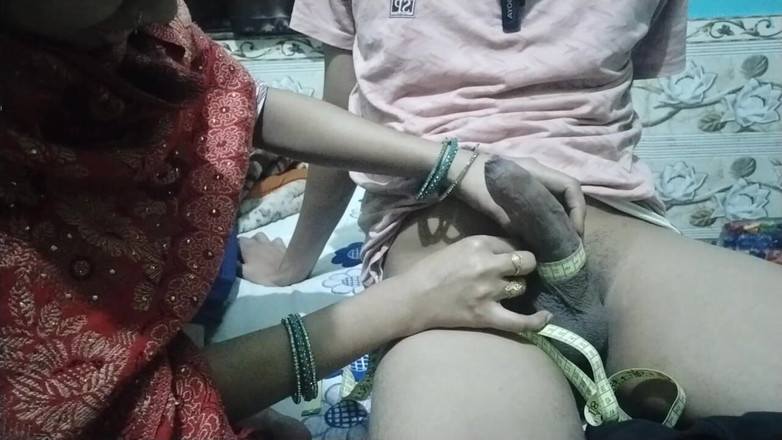 Sama007: पहली बार मेरी कमसिन गर्लफ्रेंड को चोदा क्रीम पाई चूत