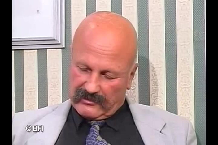 Old Schlong: Älterer typ gegen naiven teenager