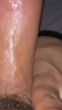 자지에 항복하는 복종하는 소녀