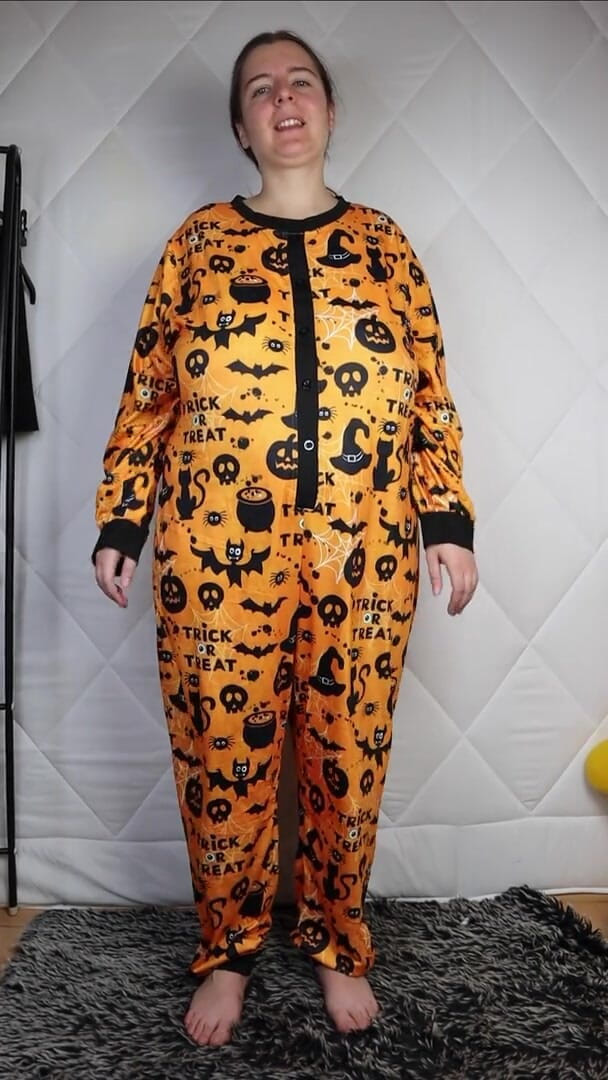 Lingerie Review: Noua mea pijama de Halloween de la Shein