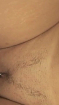Sesso anale caldo con una giovane MILF e sperma in bocca