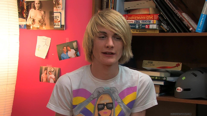 Beddable Boys: Балакучий Twink Preston Andrews дає інтерв'ю