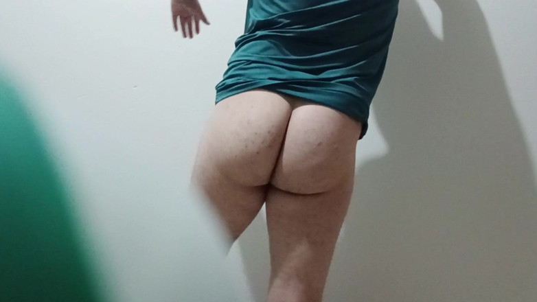 amateurbrazilian: Sexy Femboy Fell on the Internet Showing Her Big Ass...