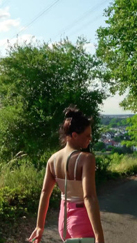 Dünner deutscher latina-teenager christy Ley spricht mit outdoor-fick von fremden