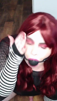 Mykella se zrzavá & Ball Gag jezdí na robertku
