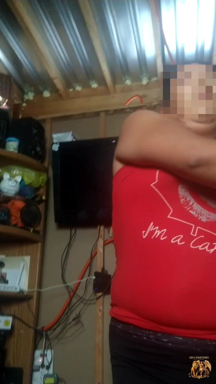 Sexy Sagitario: Yengem onu iyi emiyor