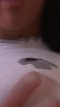 Arrapata ragazza mora sditalinato duro da orgasmo tremante