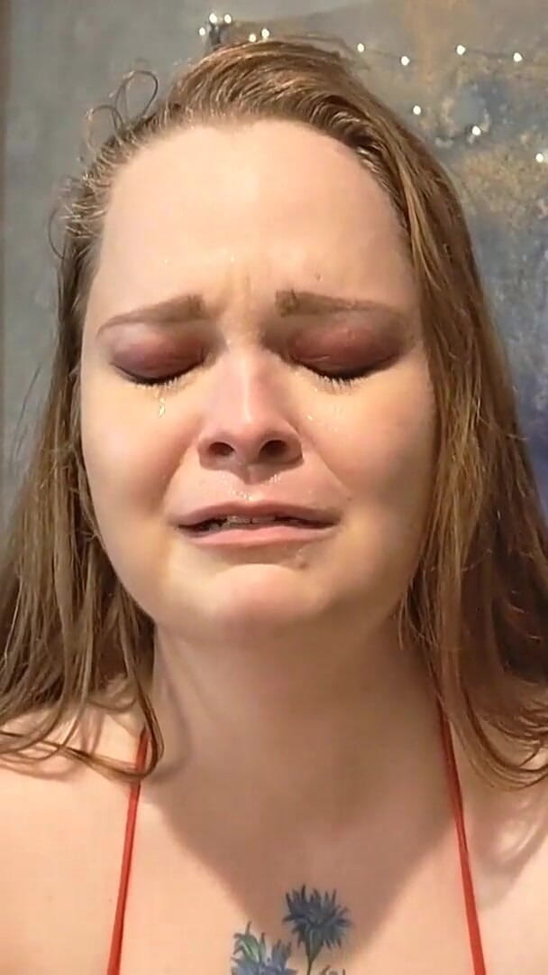 Pretty Girl Ugly Sobbing (Alison Sparks)