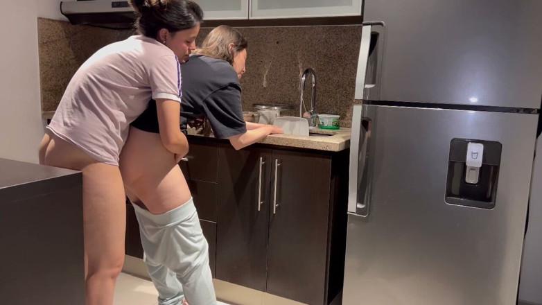 scarlettandc: Hot Moment Between Lesbians