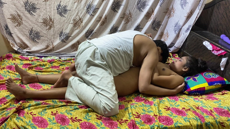 18 year old Indian: Real 18 Year Indian Teen Romantic Dirty Talking and Sex