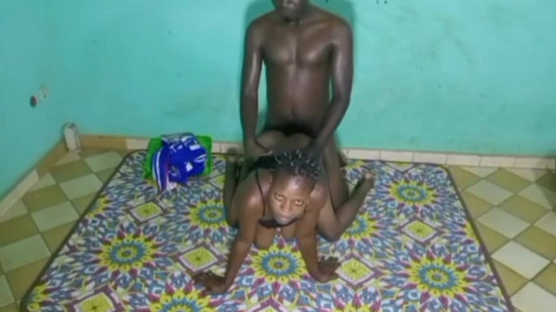 Viporn sex bais: Keintiman pasangan Afrika