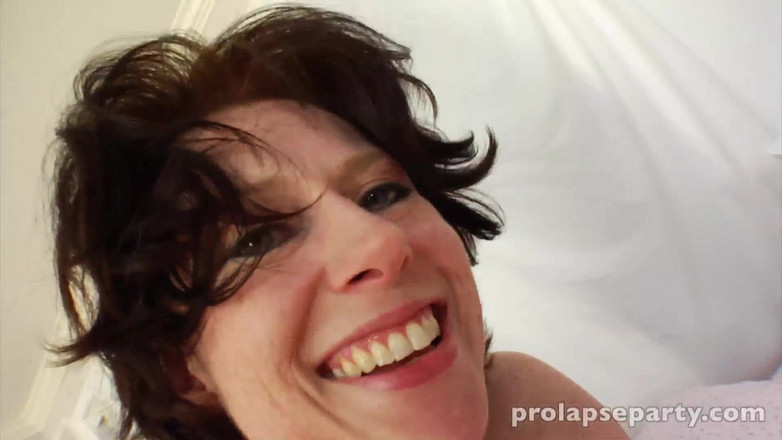 Prolapse party: Rose, hinternkuss