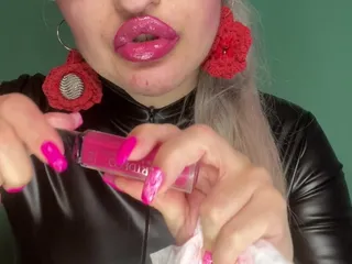 Pink Lip Gloss Addiction