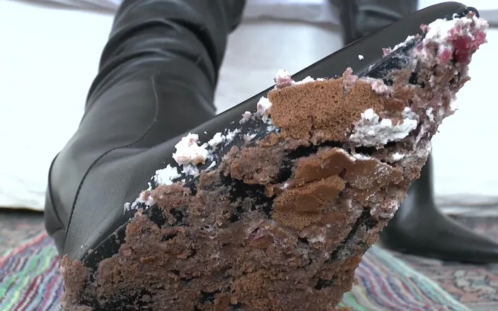 Lady Victoria Valente: Smoking Mistress and Delicious Dessert From Boot Soles, POV Clip,...