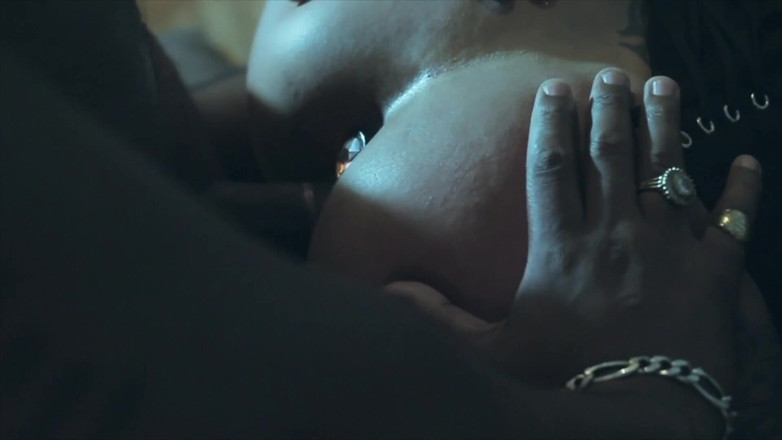 Quente club: Perversione intima