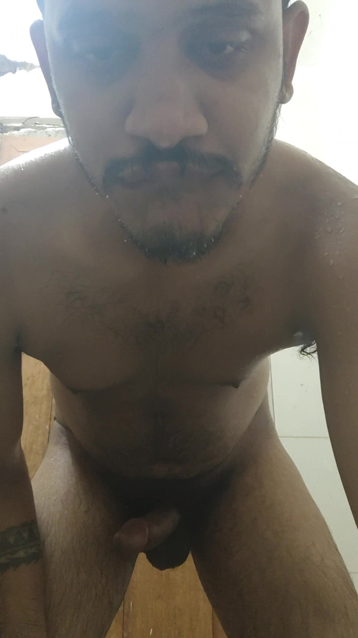 Call Raj: Hintli seksi oğlan duşlu çıplak şov