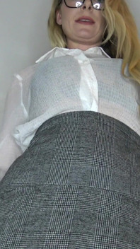 Really Good View up My Skirt!