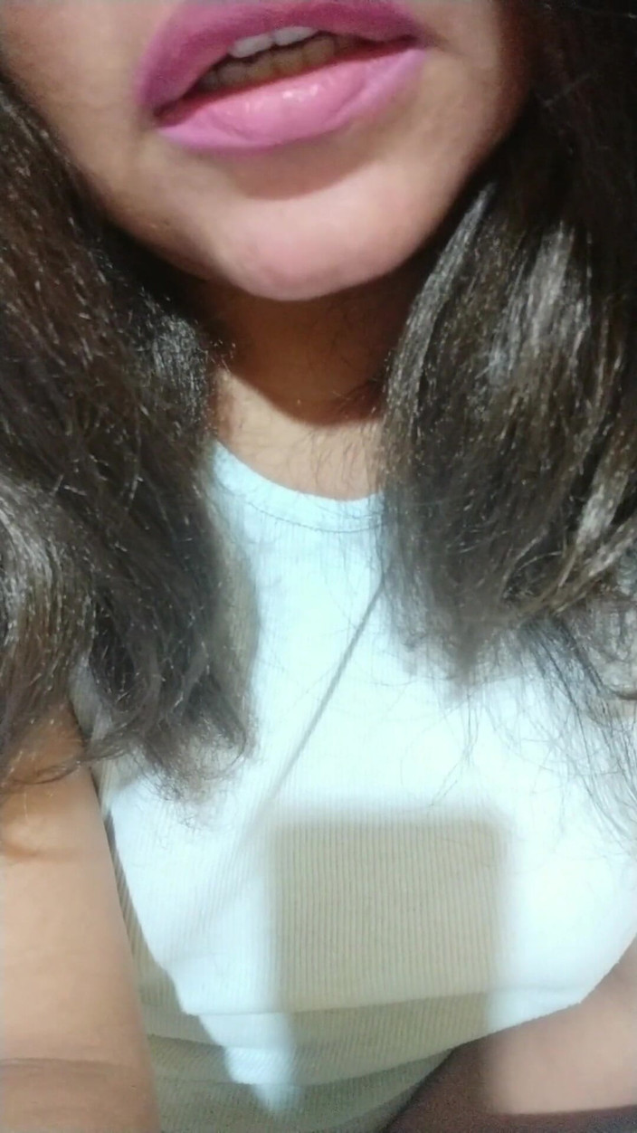 Carla Villalobos: Miang Semasa Saya Mengajar Kelas Di Bilik Darjah Universiti