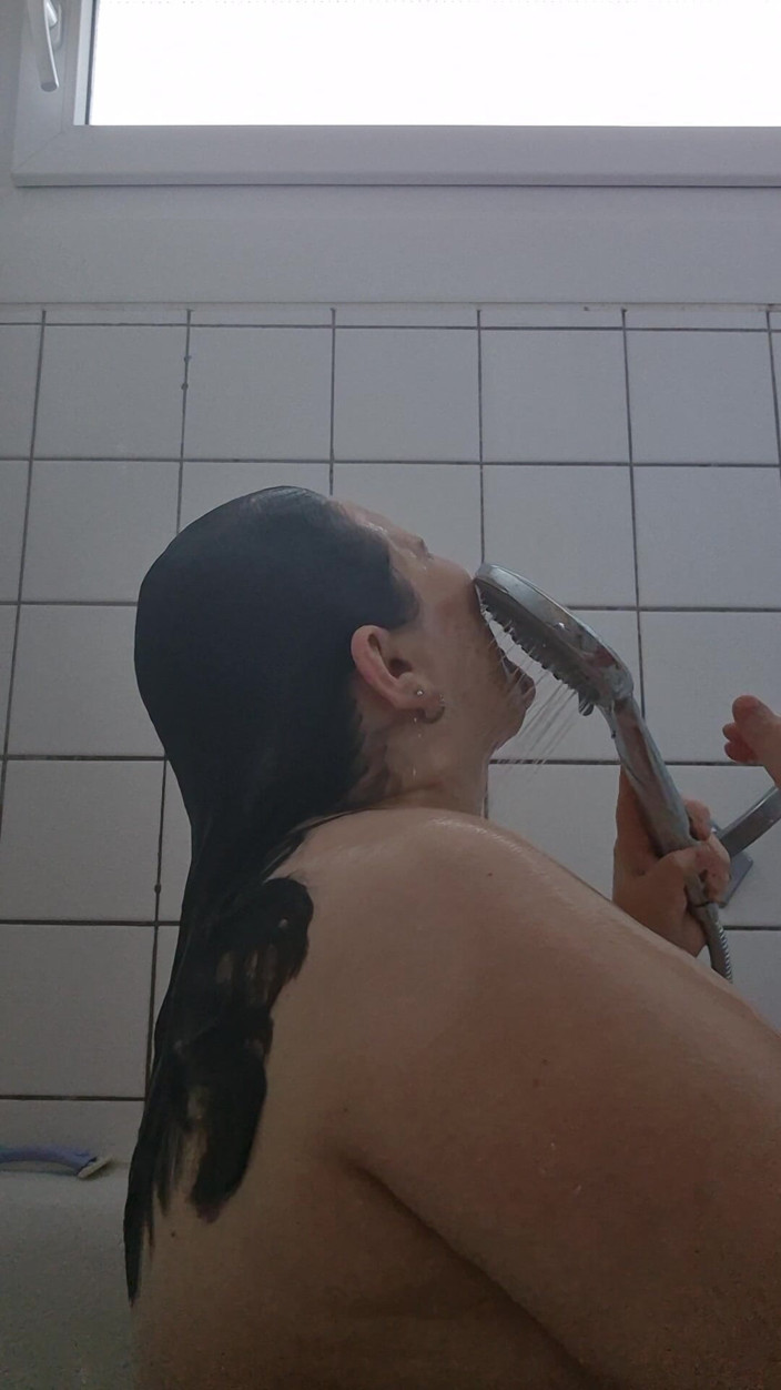 Mellegirl: Jdu si zaplavat