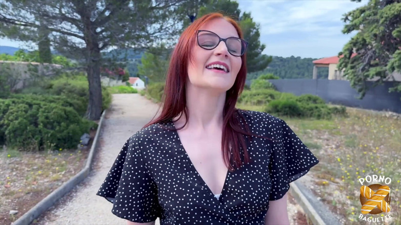 Porno Baguette: Muhteşem kızıl saçlı Lavyana onu için iki istiyor