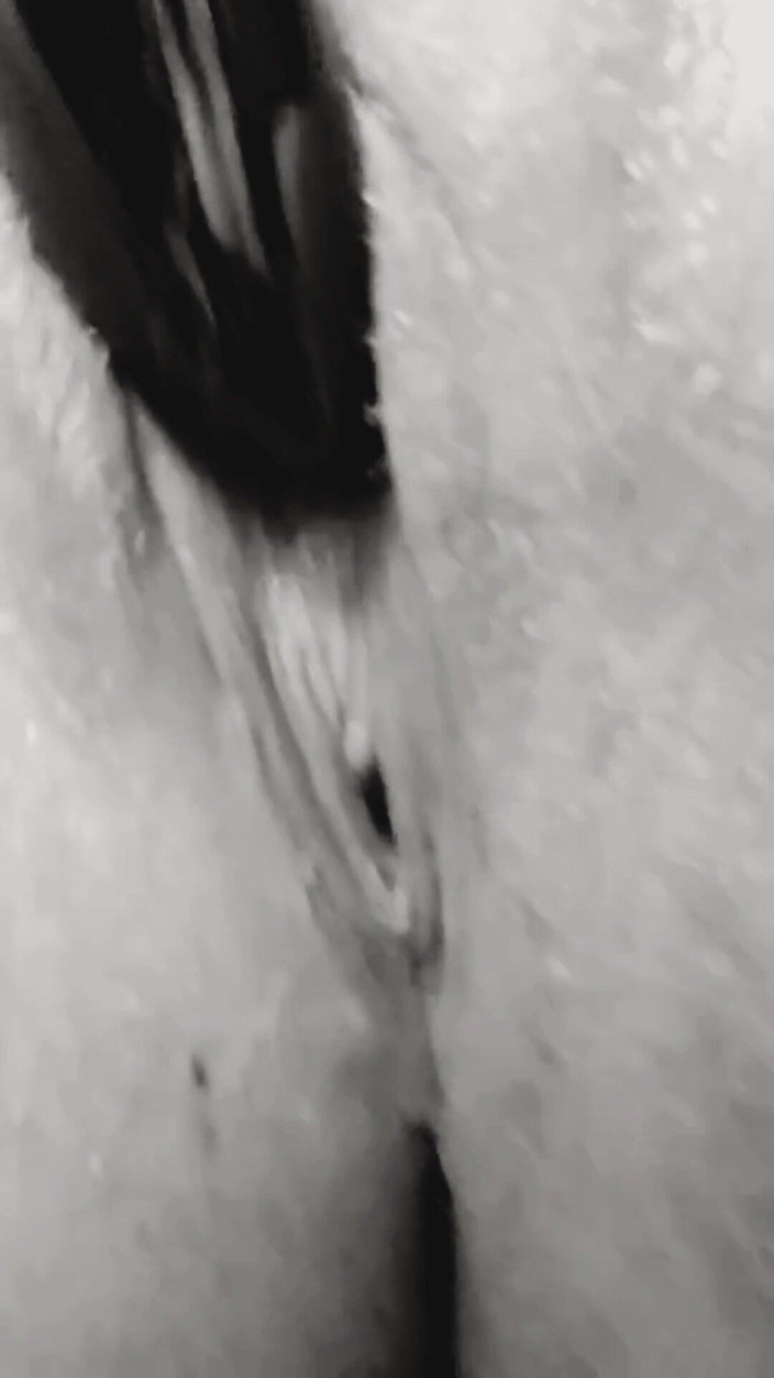 Misses Dickinson and Roughael: Дивіться, як ми з дружиною кінчаємо в гарячій сольній дії