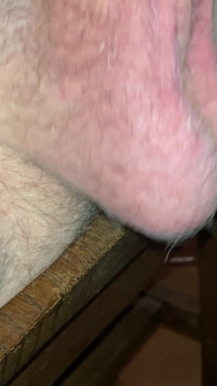 Celá třináctiminutová akce s těžkým děravým ptákem nevlastního otce