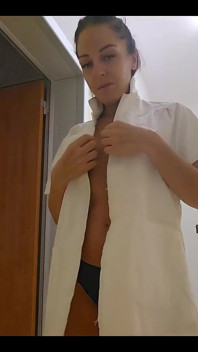 Schau mich im badezimmer