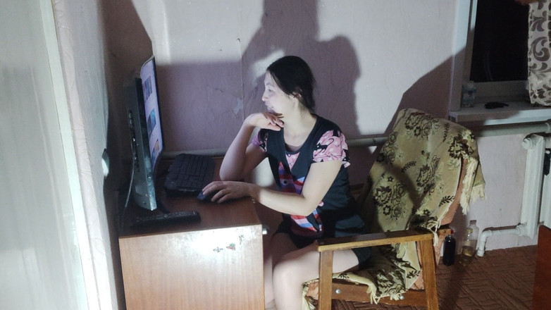 OniSoi: His Cock Distracts Me From My Work