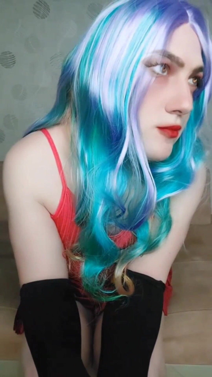 Kitty_Cross: Princess Kitty Talks with Friends