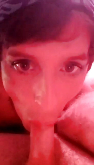 Chloe T Star: Trans seksi disetubuhi di punggungnya oleh saudara tiri setelah mengisap...