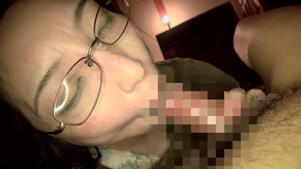 Strix: Wanita sisa: satomi yonekura, bersinar, tubuh putih murni dengan daging...