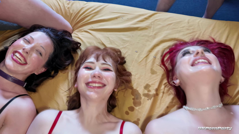 100% Amateur Gangbang and Bukkake from the UK!: Tiga awek UK yang cantik merasai air mani semua orang