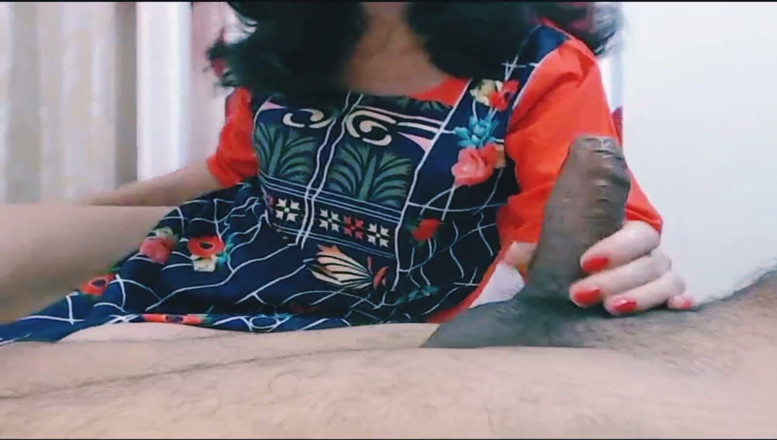 Bolly Karma: Stunning Amateur Girl