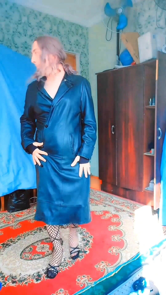 Kitty_Cross: Gay sissy crossdresser branco grande rabo grande bunda girly boy...