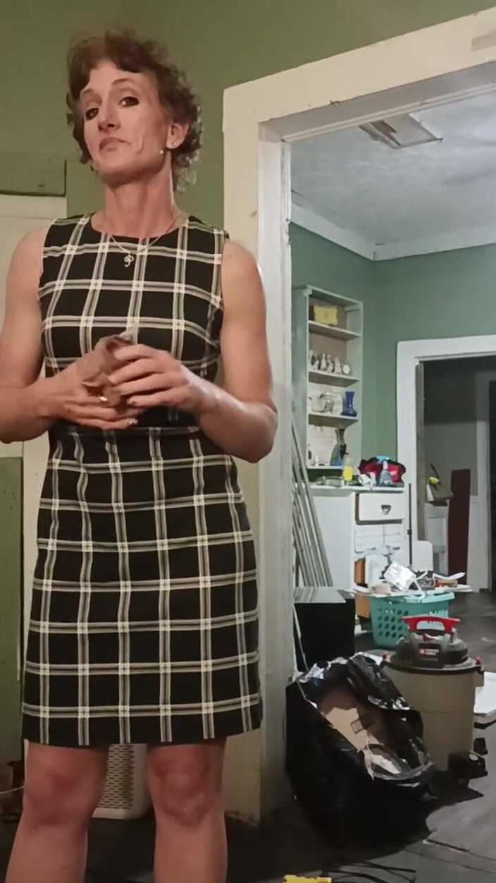 Longtoes45: Neighbors Son Caught Sniffing My Panties