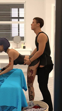 핑크 박스 마스터 : 여자 친구를 공유하고 싶은 대학 바람난 남편 - 에피소드 11